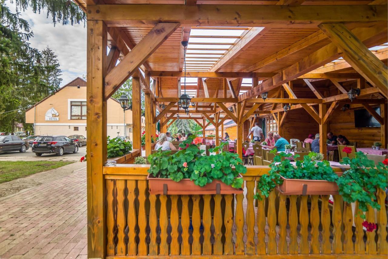 Szilvásvárad Lipicai Hotel Es Etterem מראה חיצוני תמונה